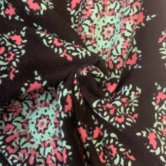 Lularoe Leggings One Size - Picture 3 of 3